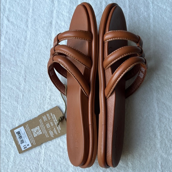 OluKai Tiare Women’s Slide Sandals - Picture 14 of 16